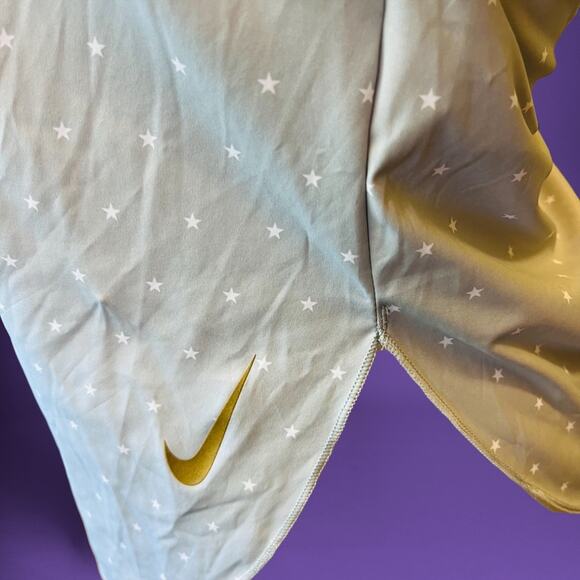 Nike Tennis Shirt USATF Standard Fit Reflective Star Womens Fitted XS New Fitted - Picture 4 of 7